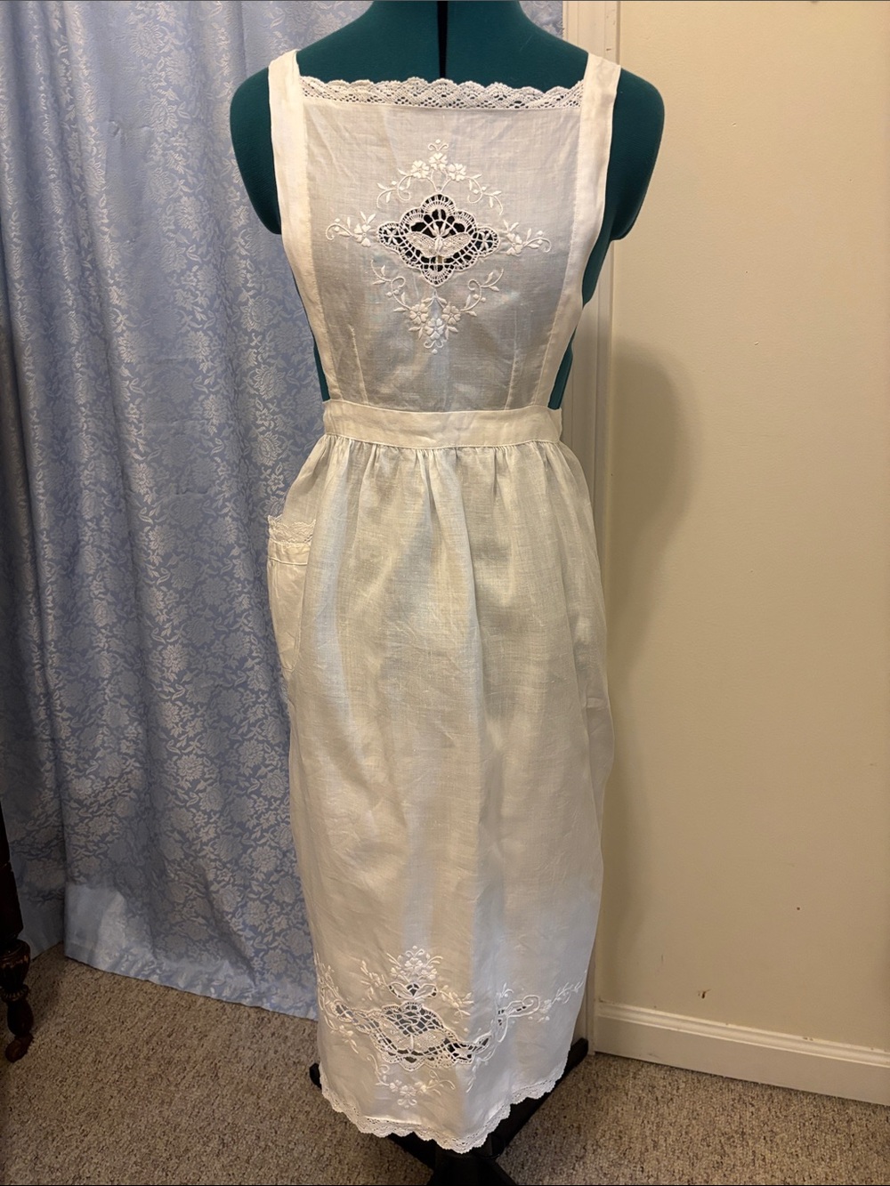 Vintage-Inspired White Embroidered Linen Apron